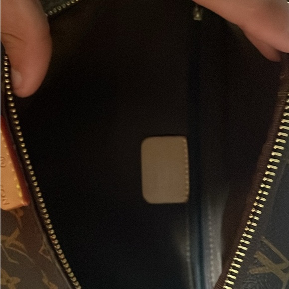 Louis Vuitton Monogram Bumbag - Picture 2 of 4